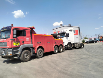 Почему стоит выбрать нашу спасательную службу для буксировки грузовых автомобилей